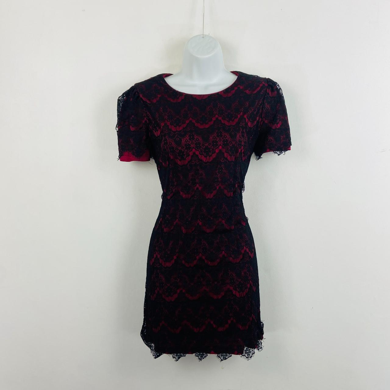 Cute black lace short sleeved mini shift dress size