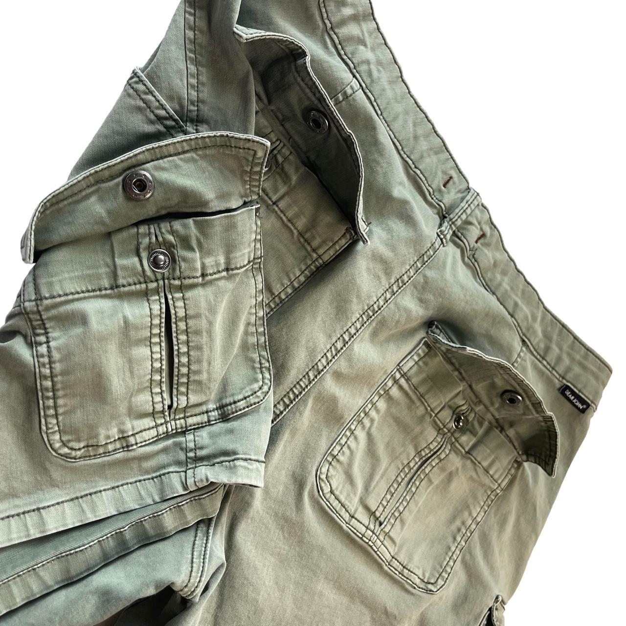 Isabel Marant Women's Green Shorts (3)