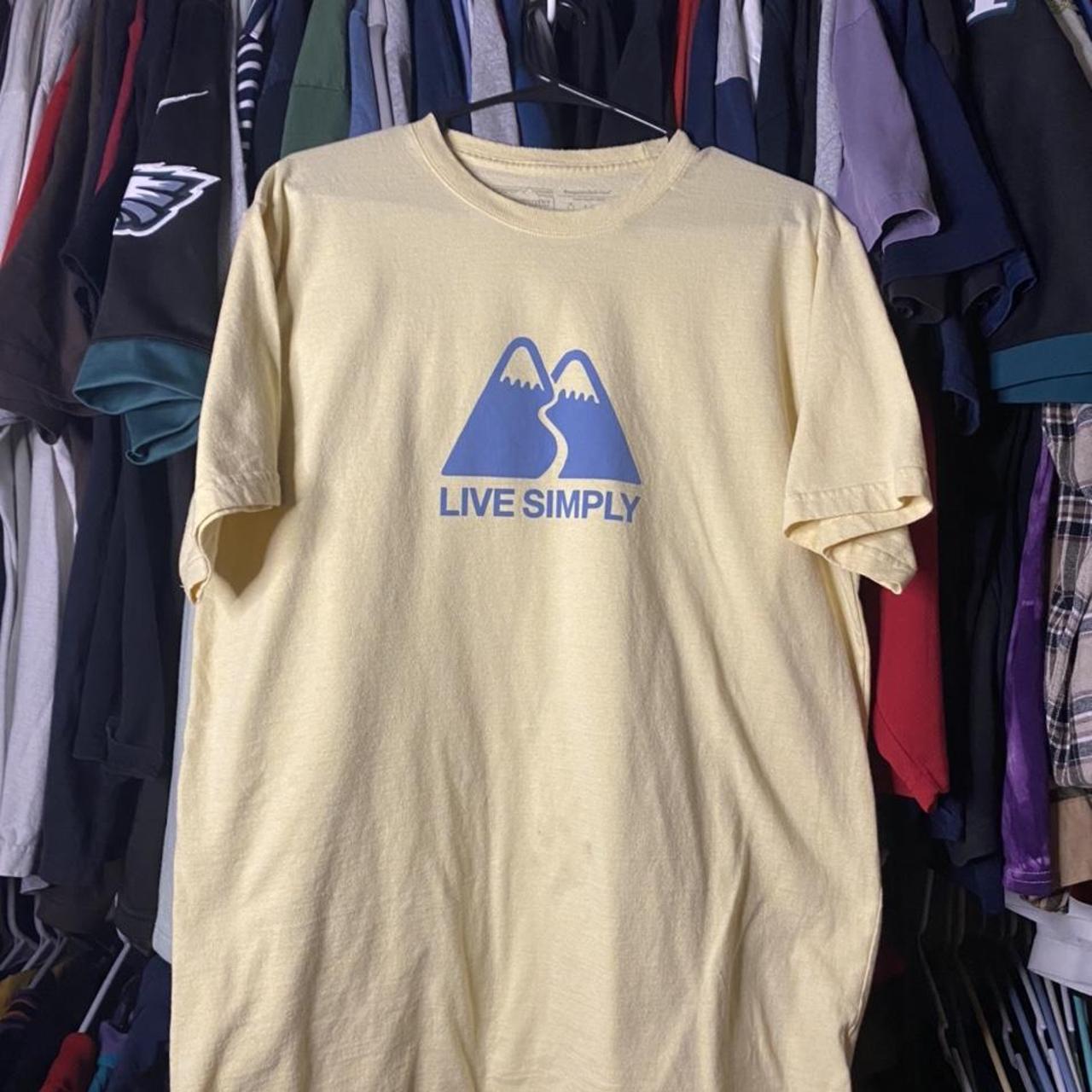 Patagonia Men's Cream and Blue T-shirt