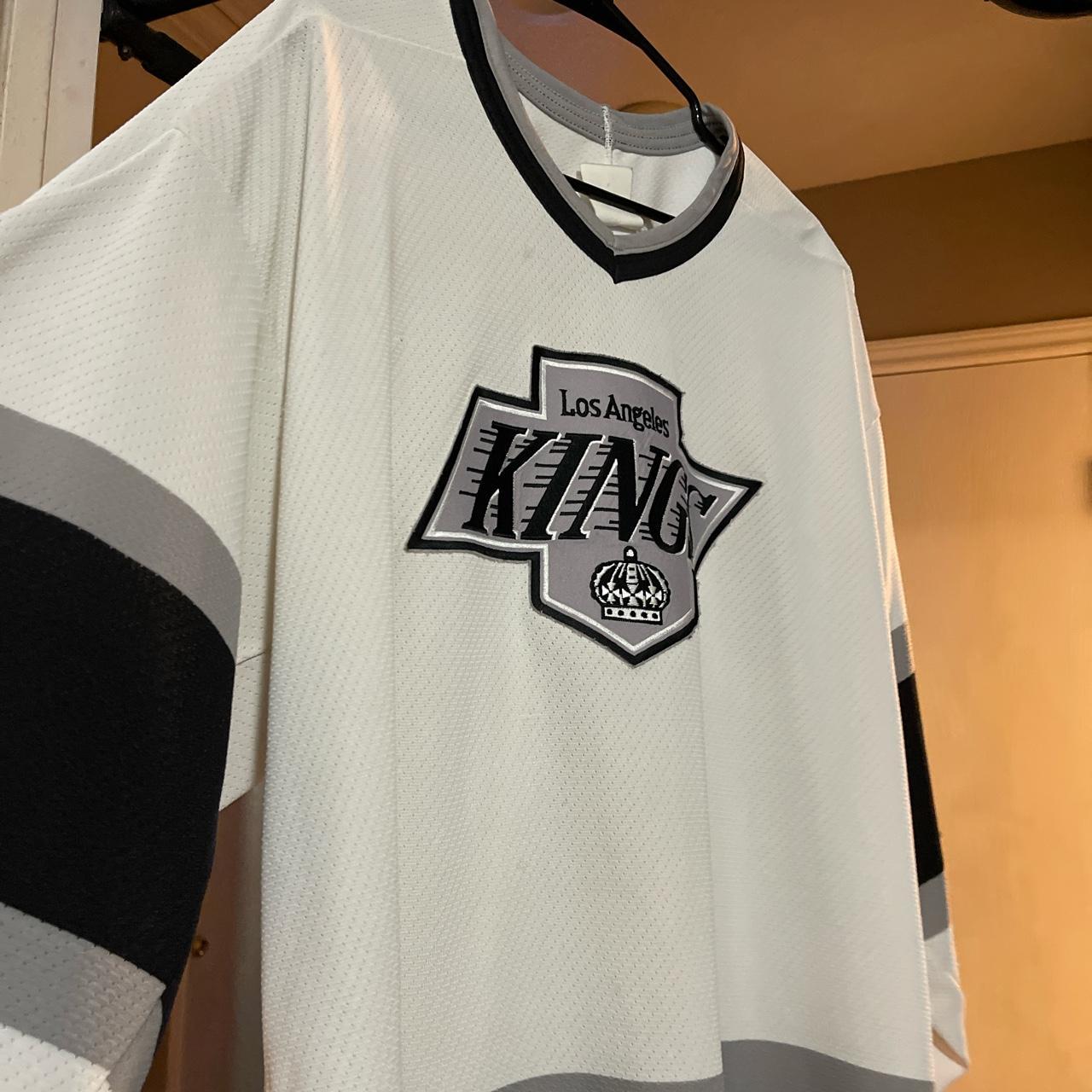 Los Angeles Kings Hockey jersey. Only worn a few - Depop