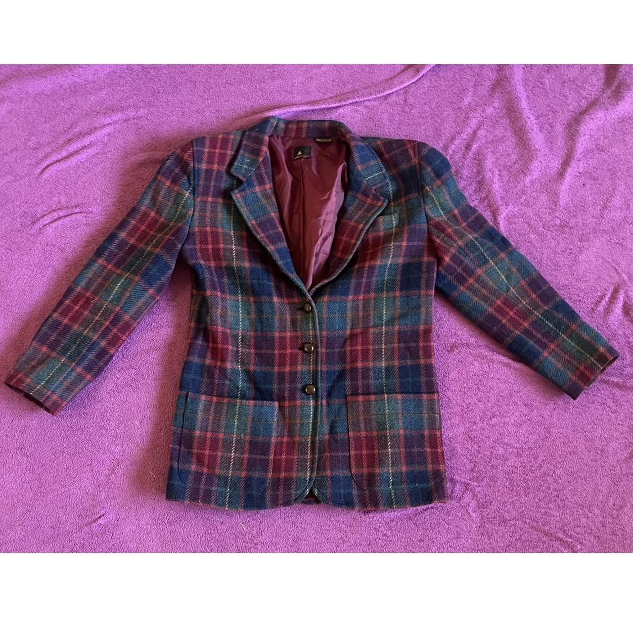 item listed by tallbxtchthrift