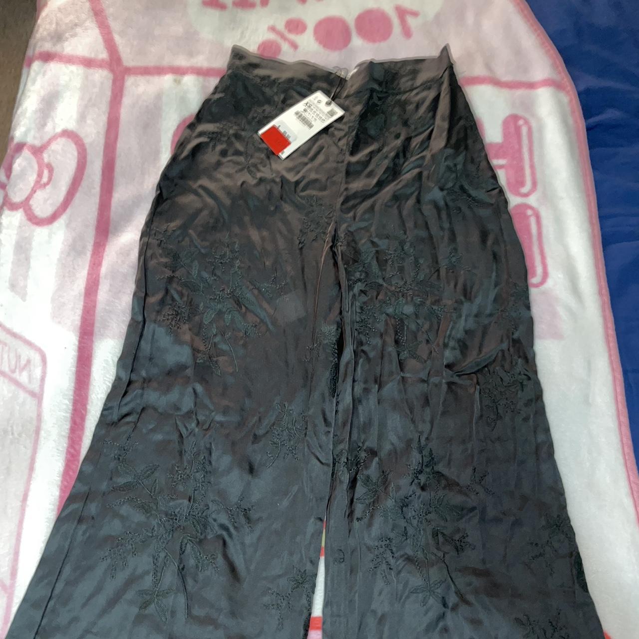 Zara checkered pants. Xs. New. Tan and - Depop