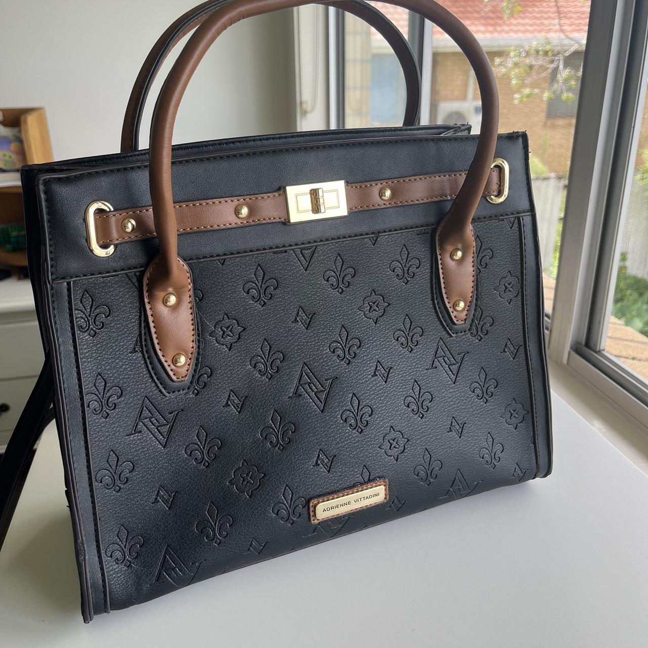 Black/brown Adrienne Vittadini handbag. Only been... Depop