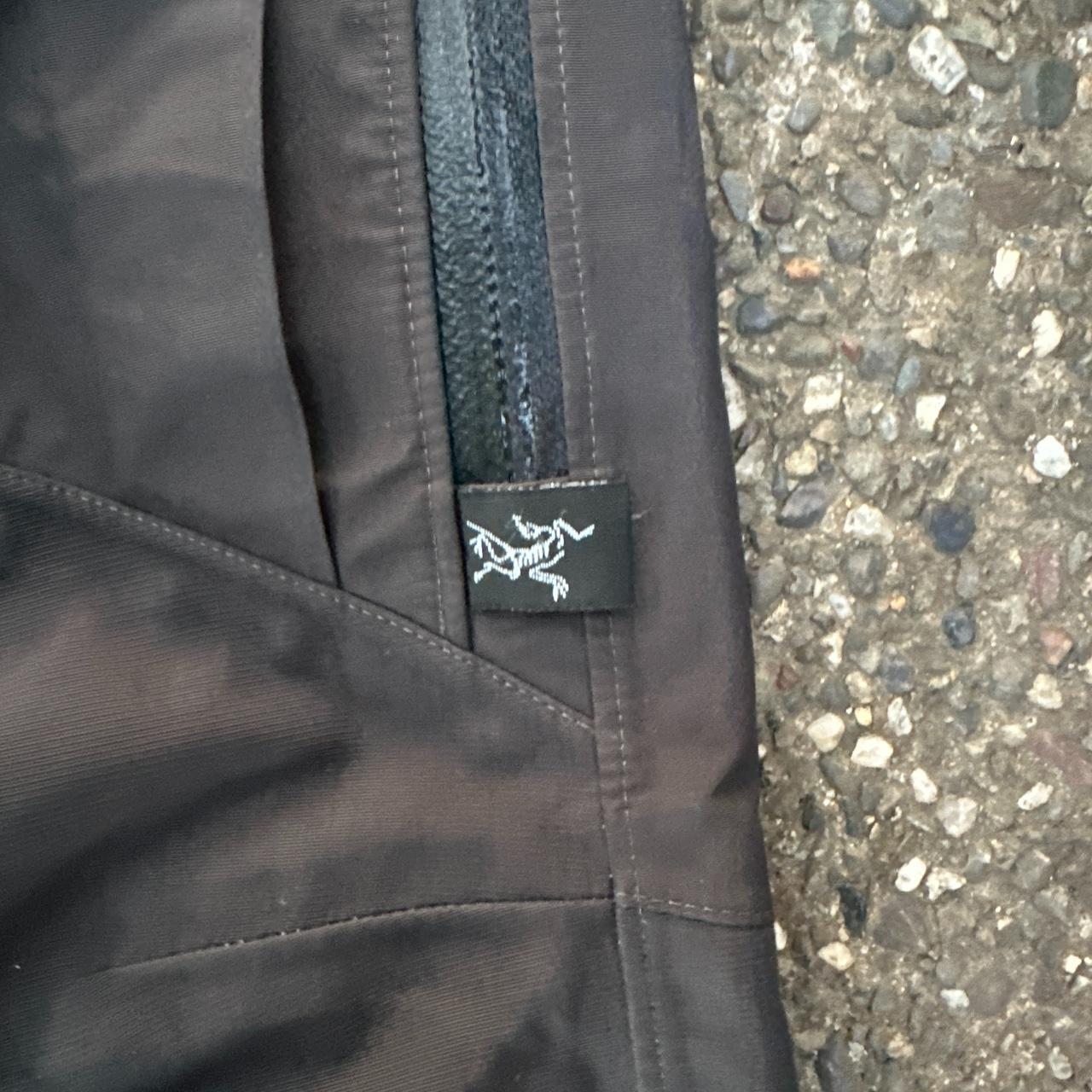 Arcteryx Snow Pants 29 waist (stretchable, fits a... - Depop