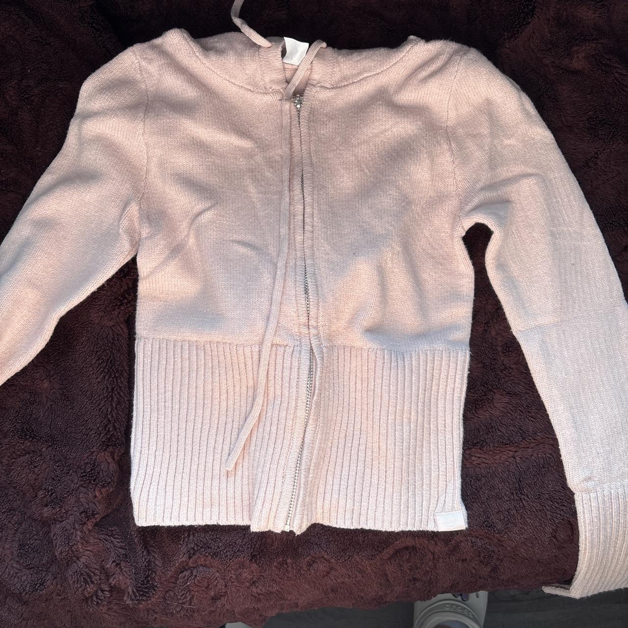 item listed by amberleecowley