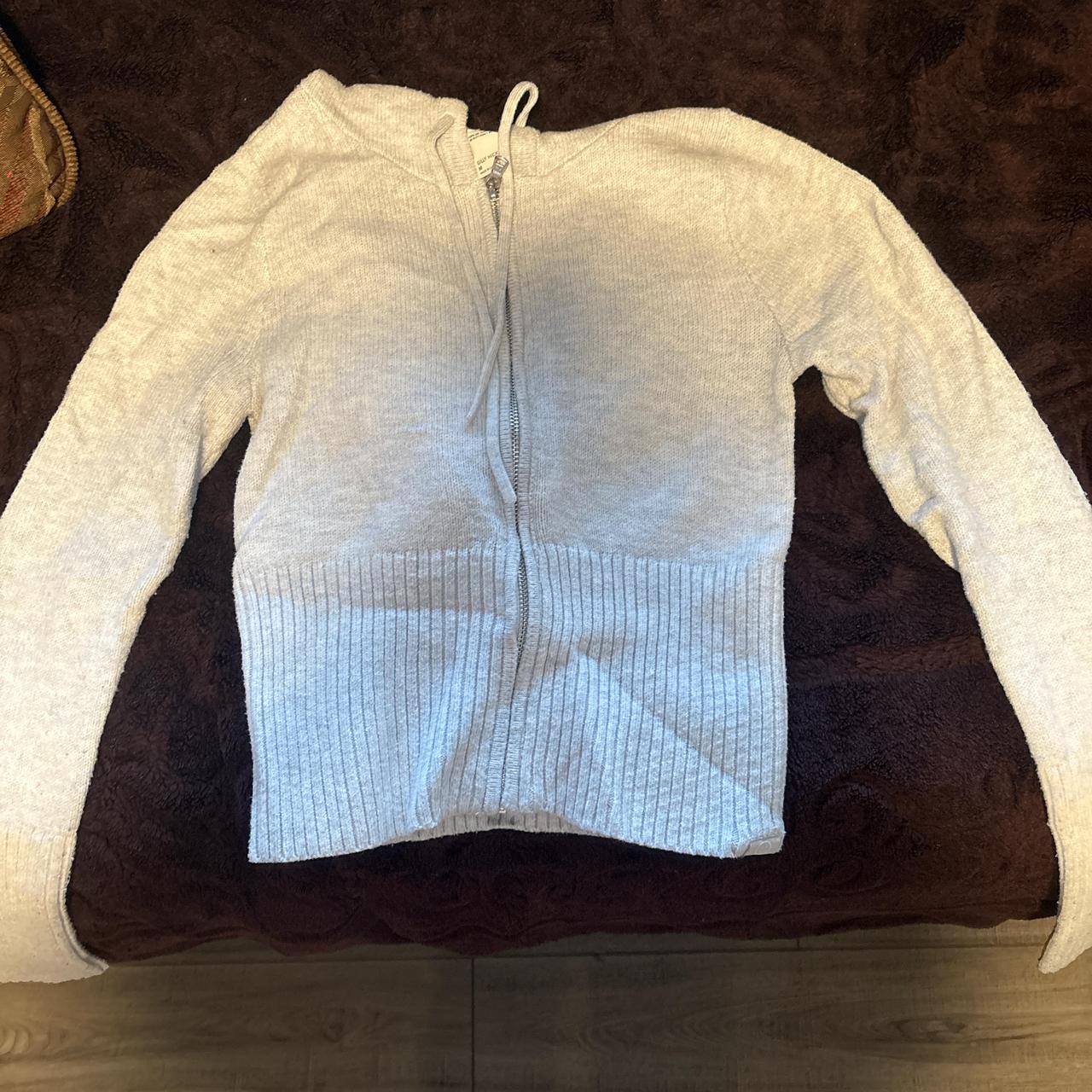 item listed by amberleecowley