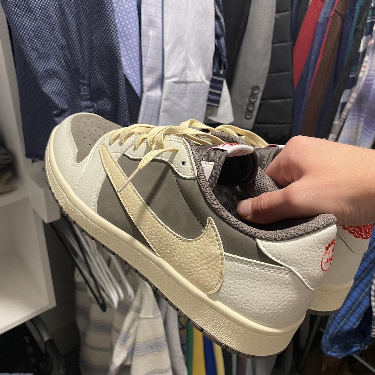 travis scott nike mocha