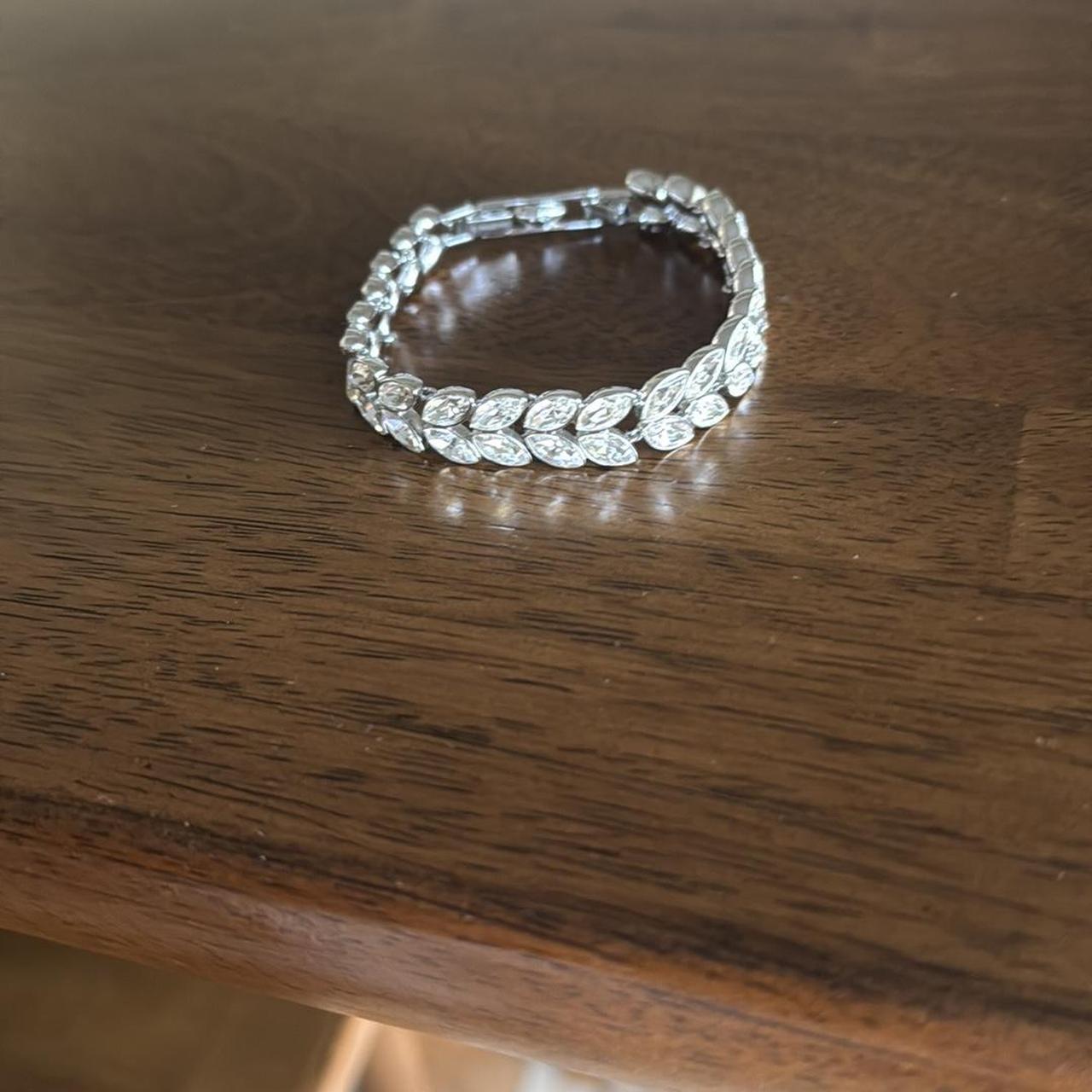 item listed by annessadarling