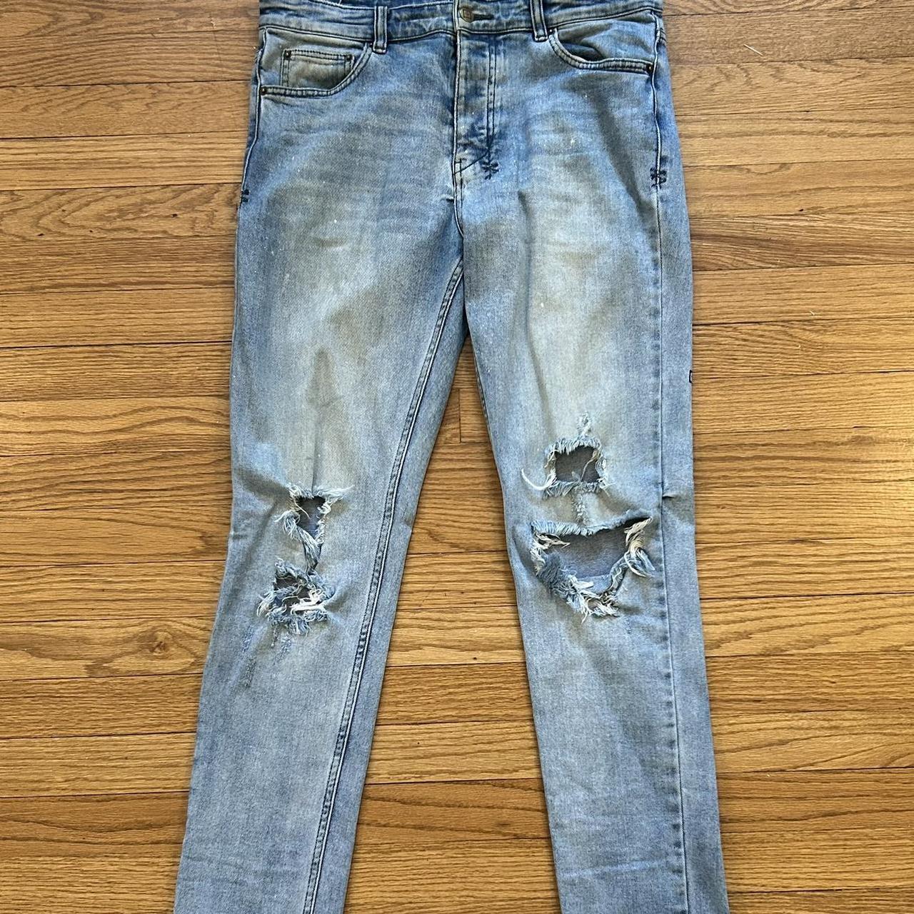 item listed by helpmeppl