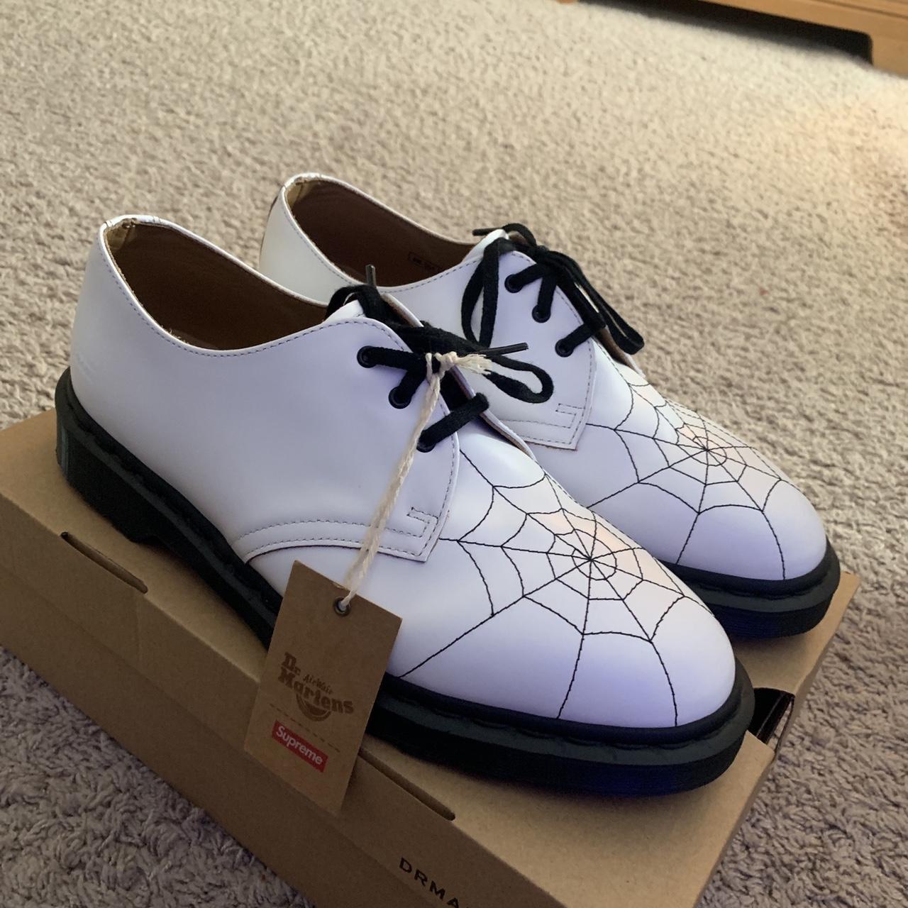 Dr martens skull outlet web boots