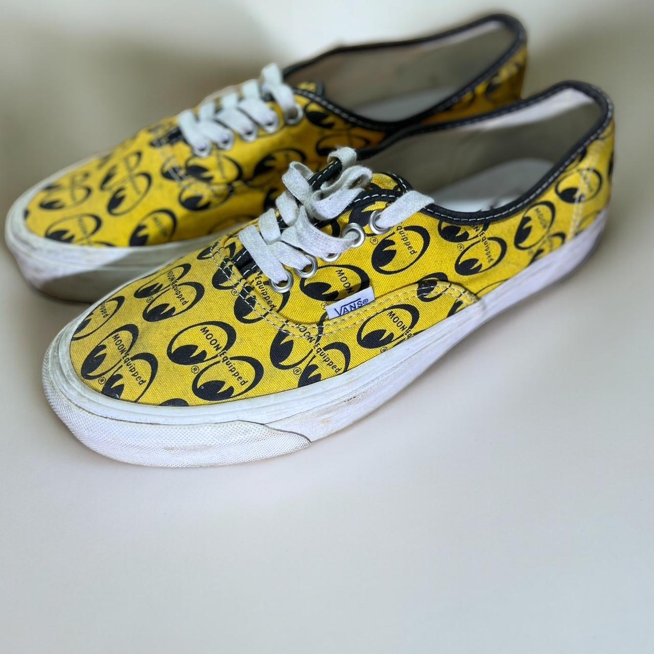 Vans mooneyes slip on hotsell