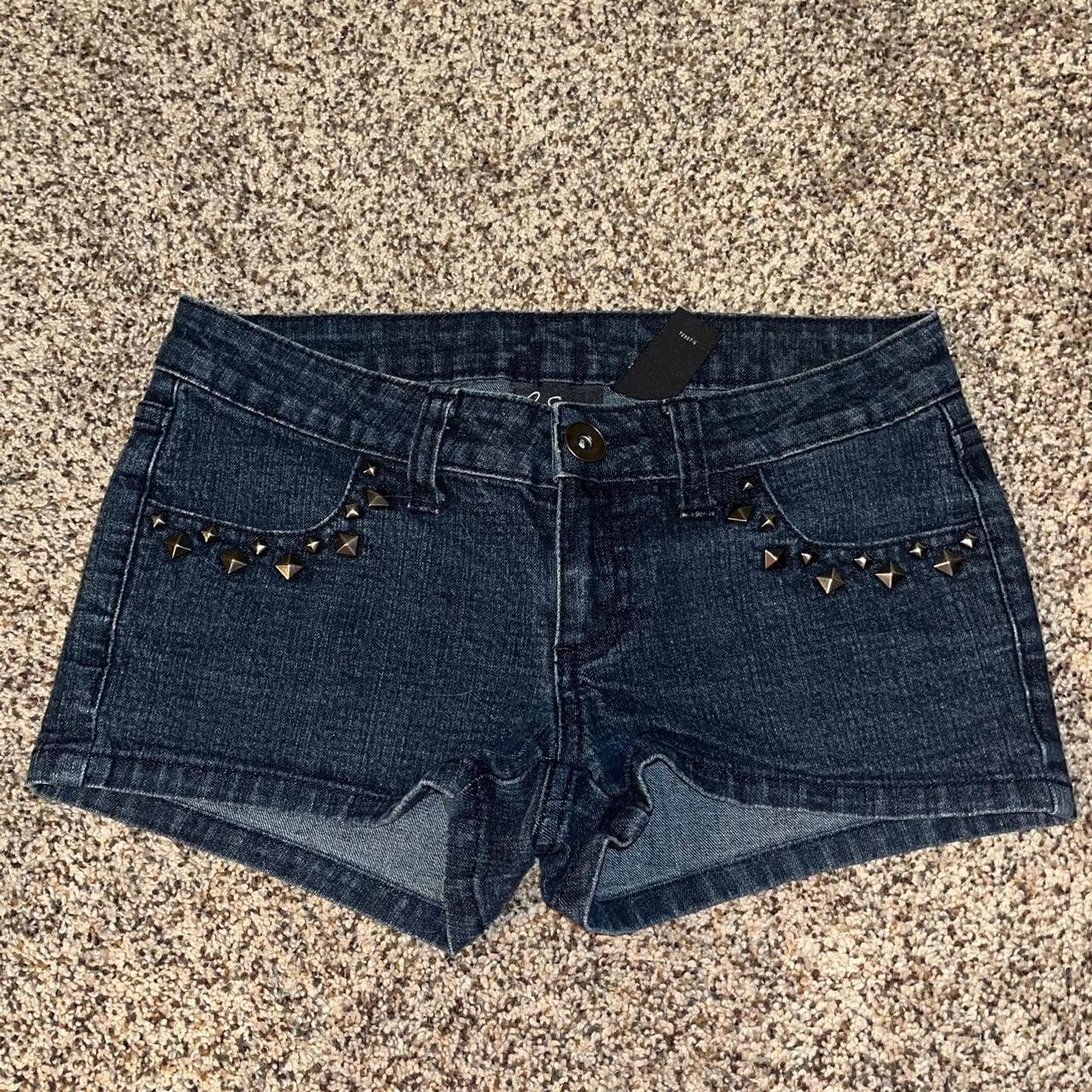 Low rise jean shorts size 0 grunge y2k Depop