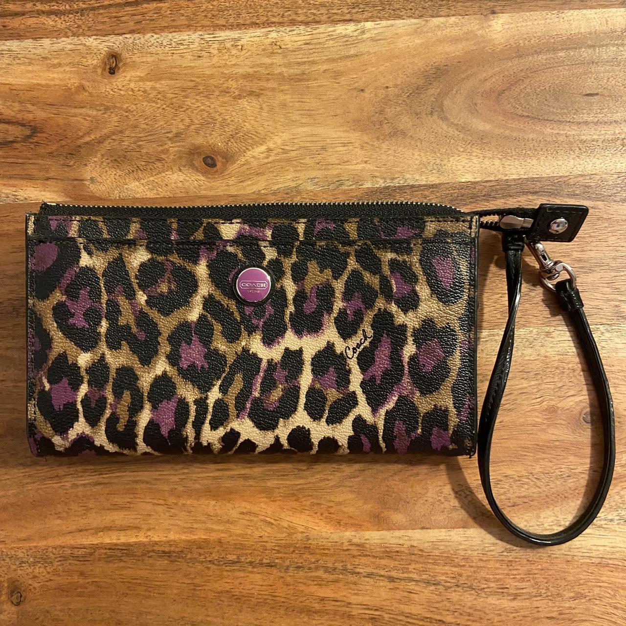 Coach on sale leopard clutch