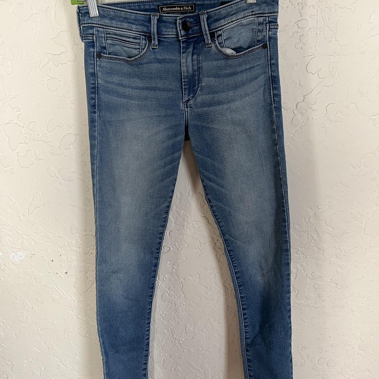 item listed by guchi00