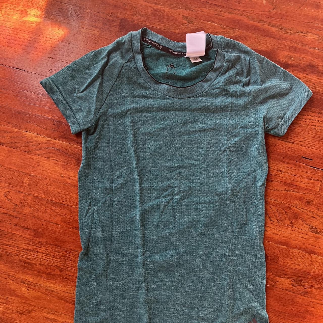 item listed by guchi00