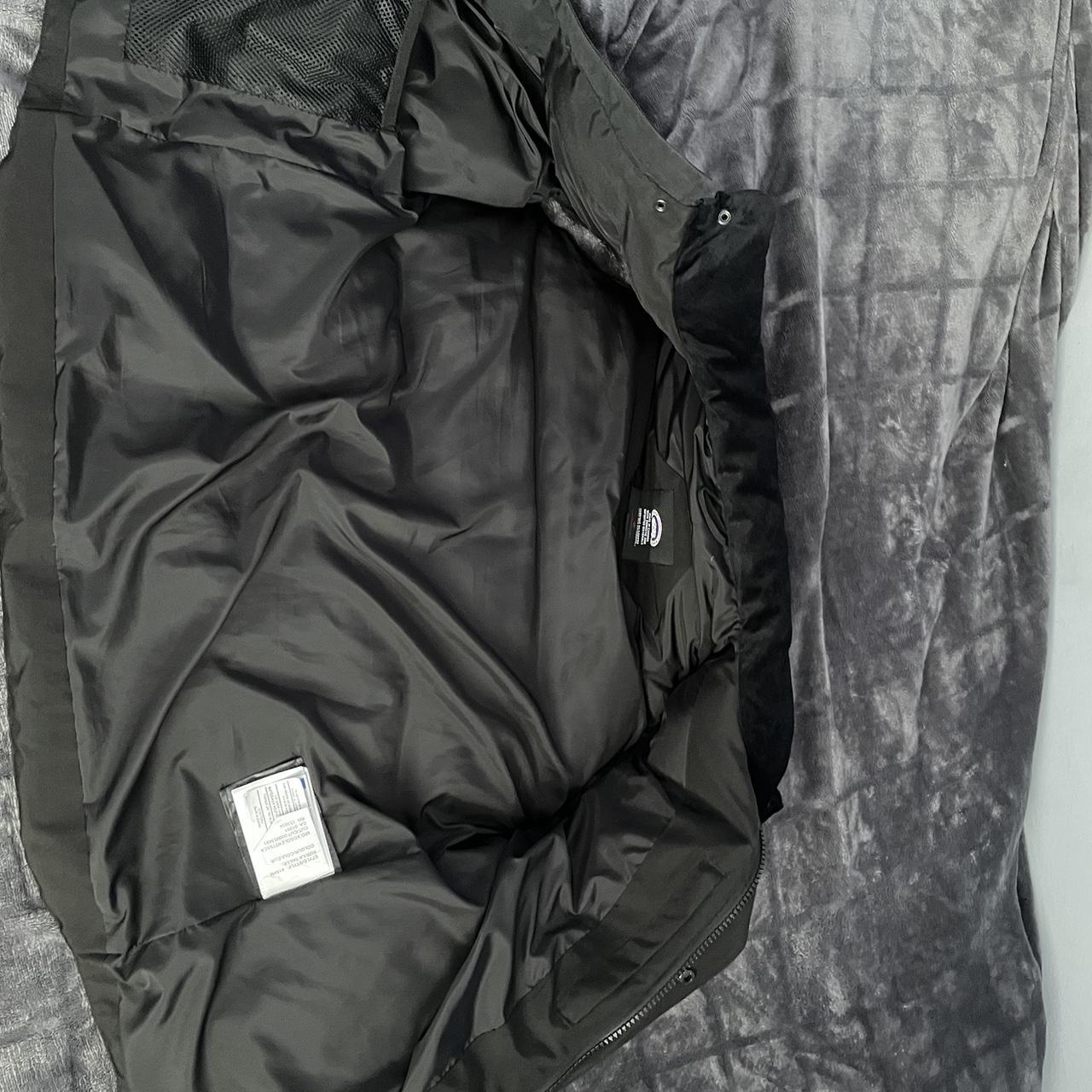 Canada goose gilet - Depop