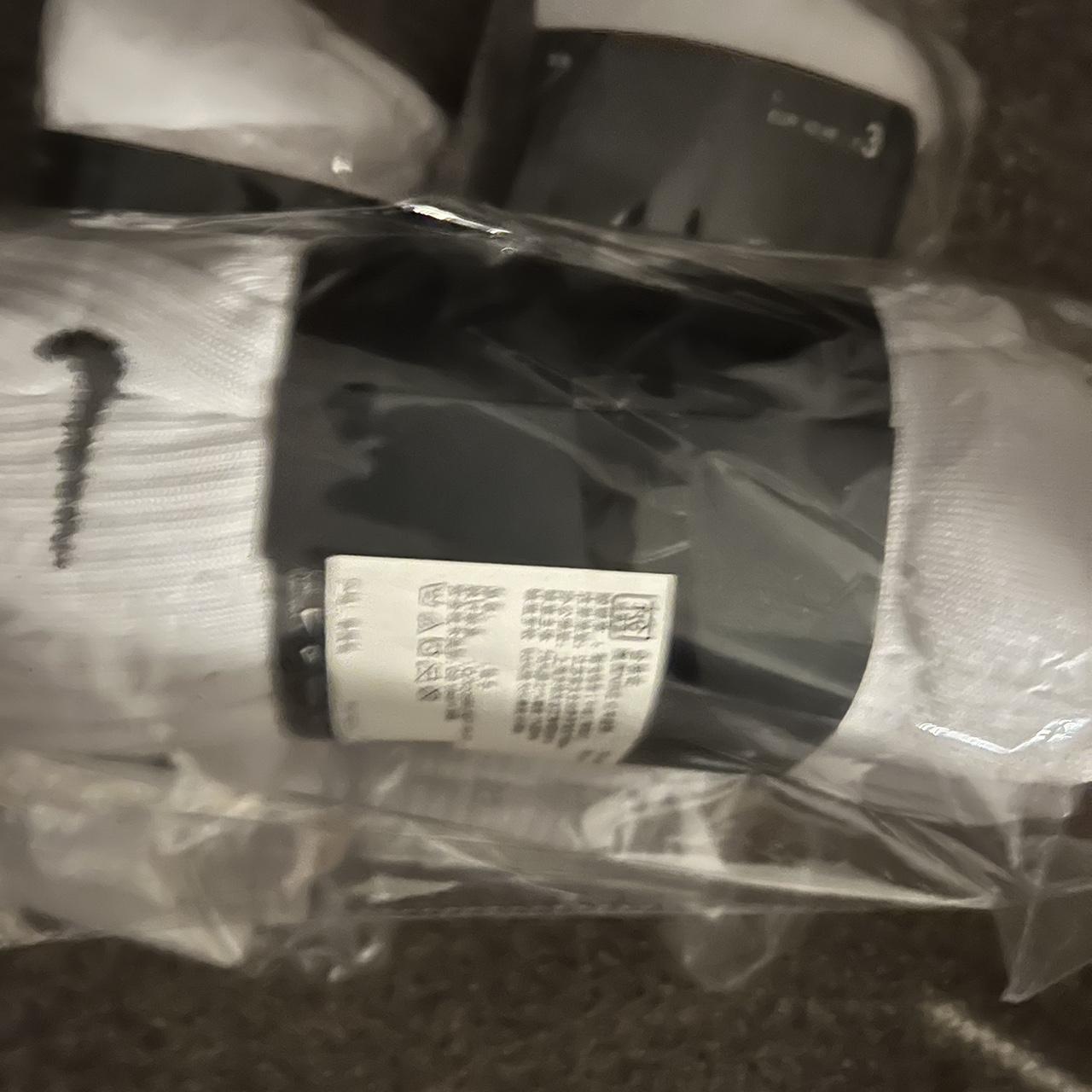 mens white nike socks amazon