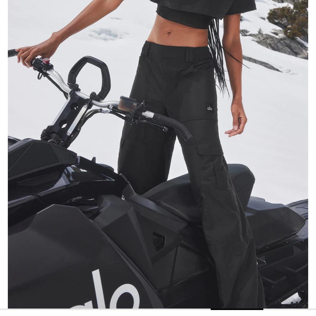 Alo Yoga Black Moto Leggings. Size XS. 87% nylon 13% - Depop