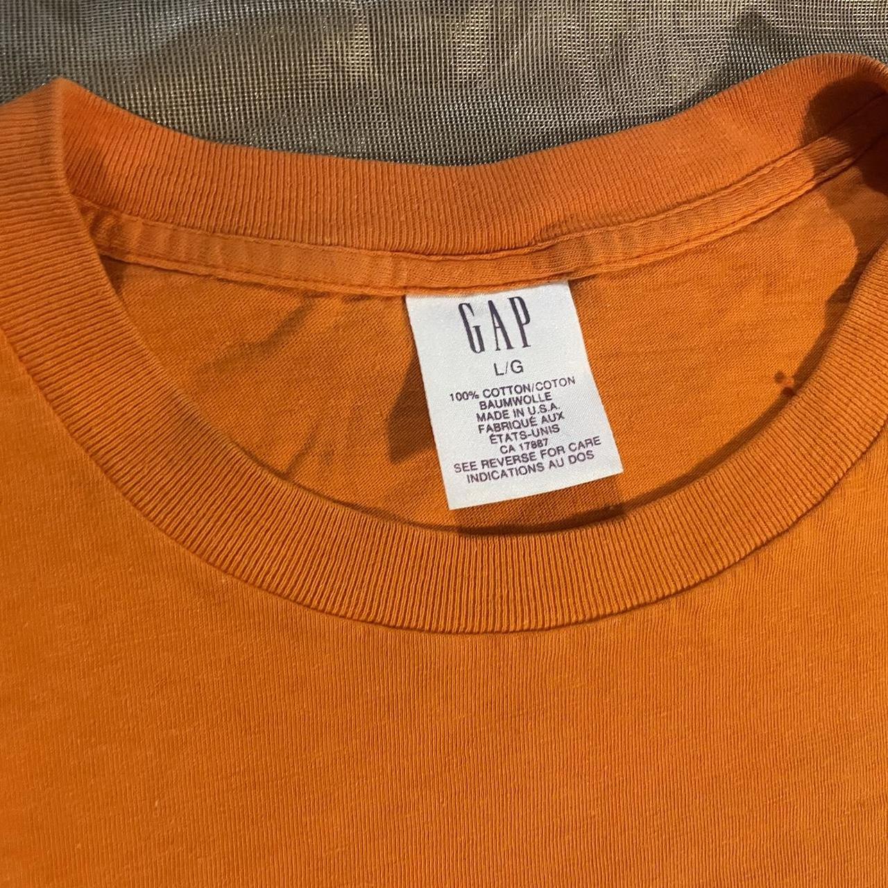 gap orange t shirt