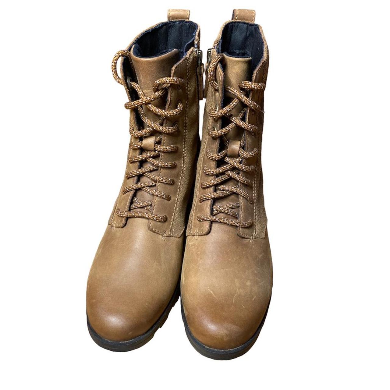 sorel emelie velvet tan