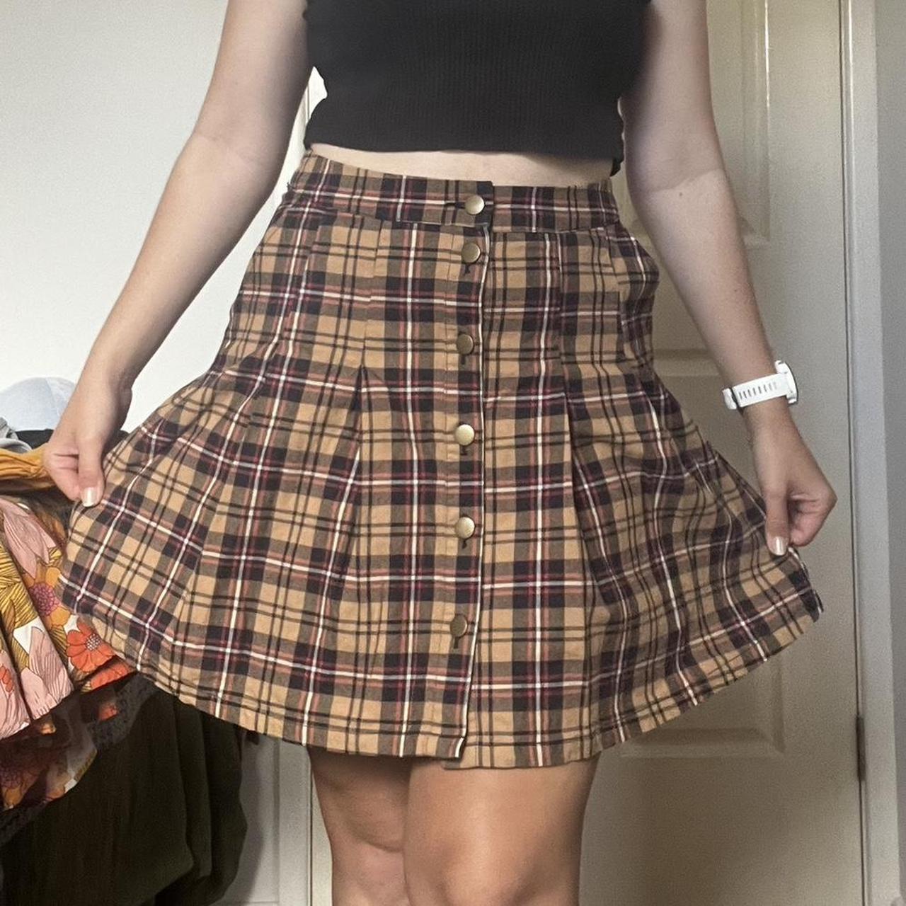 Dangerfield brown tartan skirt Great sized pockets! - Depop