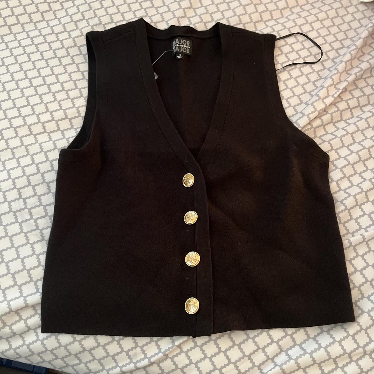 item listed by rosaliag_