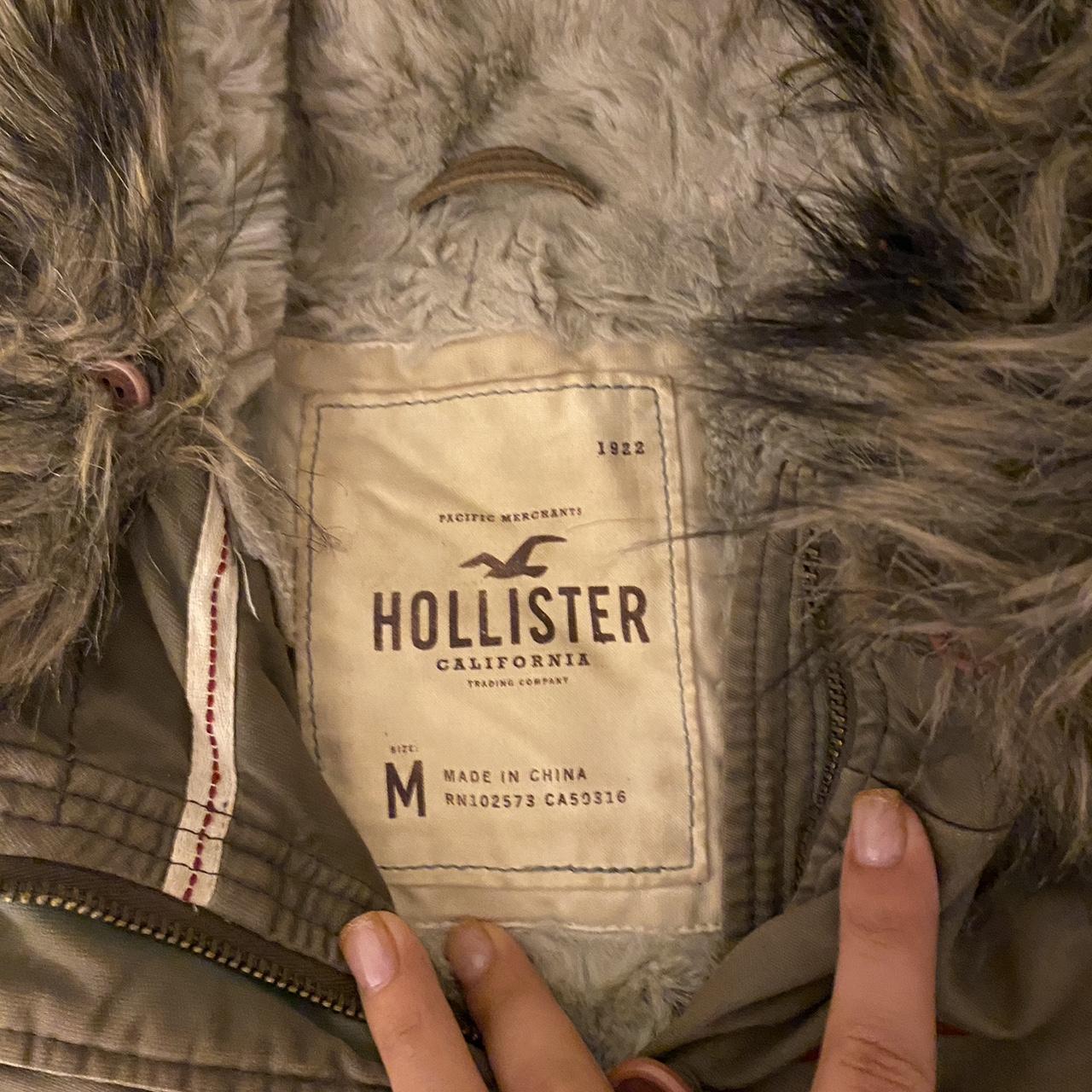 Brown/greenish vintage Hollister jacket with fake - Depop