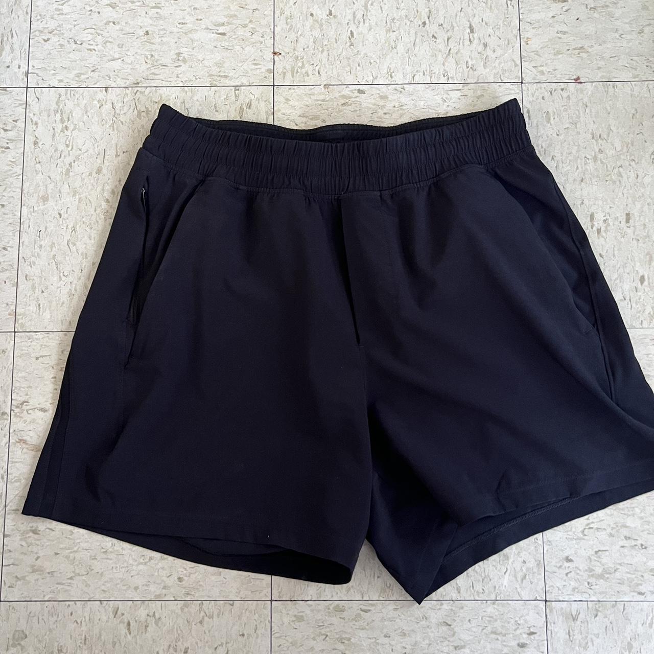 Lululemon Men's Black Shorts | Depop