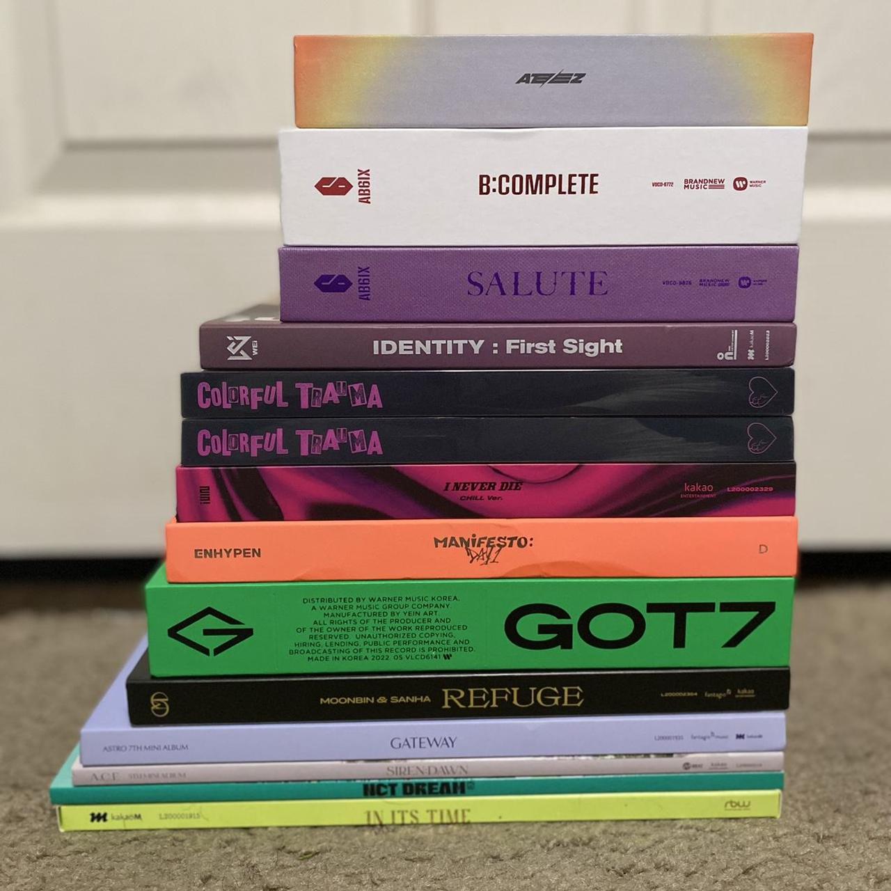 Kpop album popular Lot