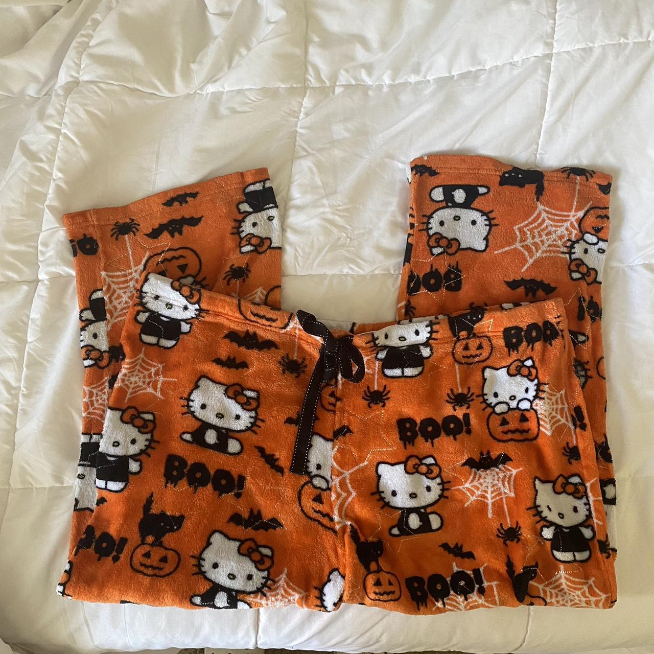 size 3x hello kitty halloween pajama pants Depop