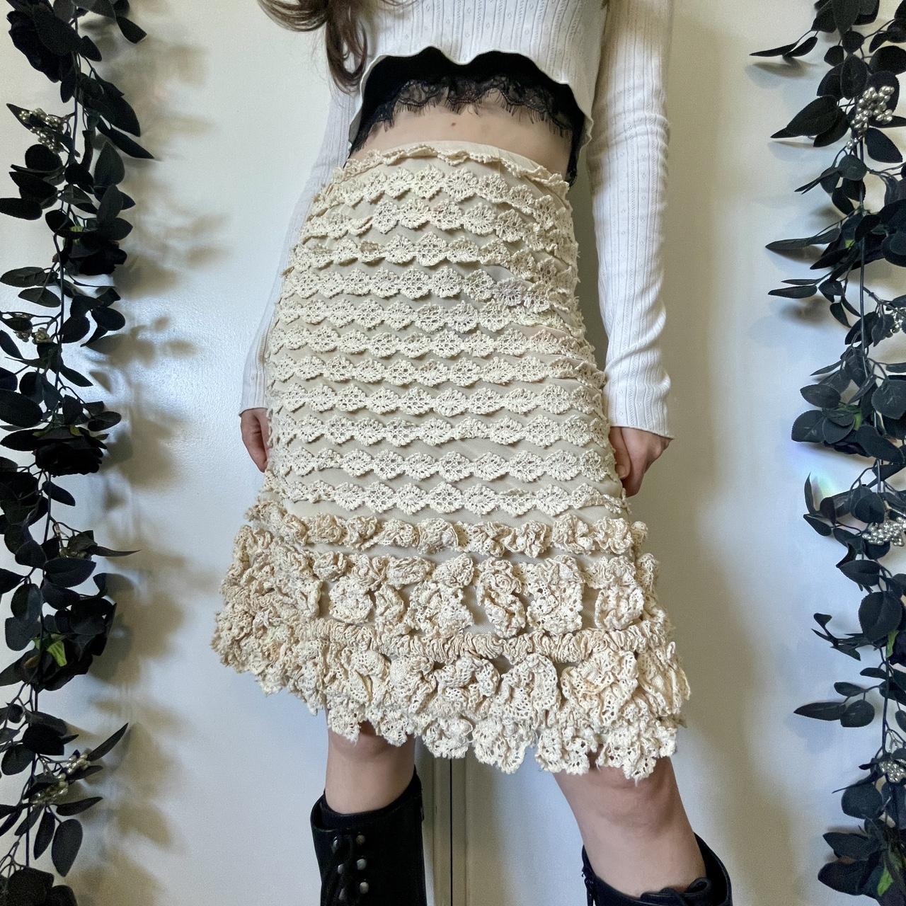 vintage style grunge lace midi skirt, size 2 aka XS...