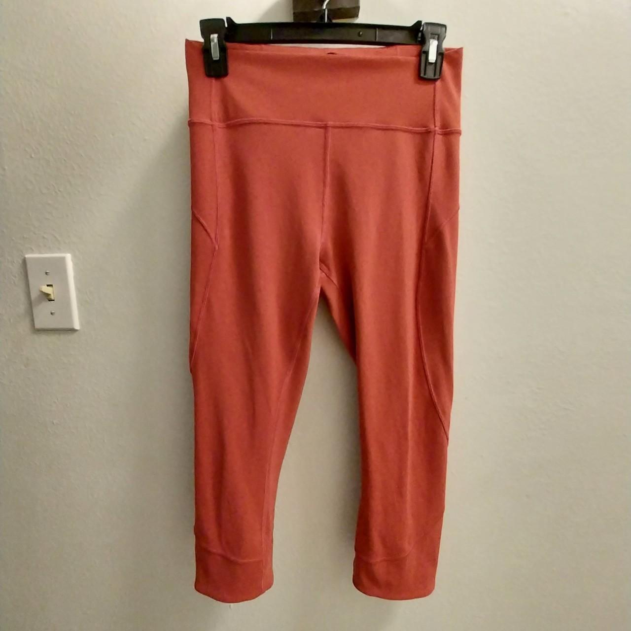 Lululemon Cropped Leggings Color: - Depop