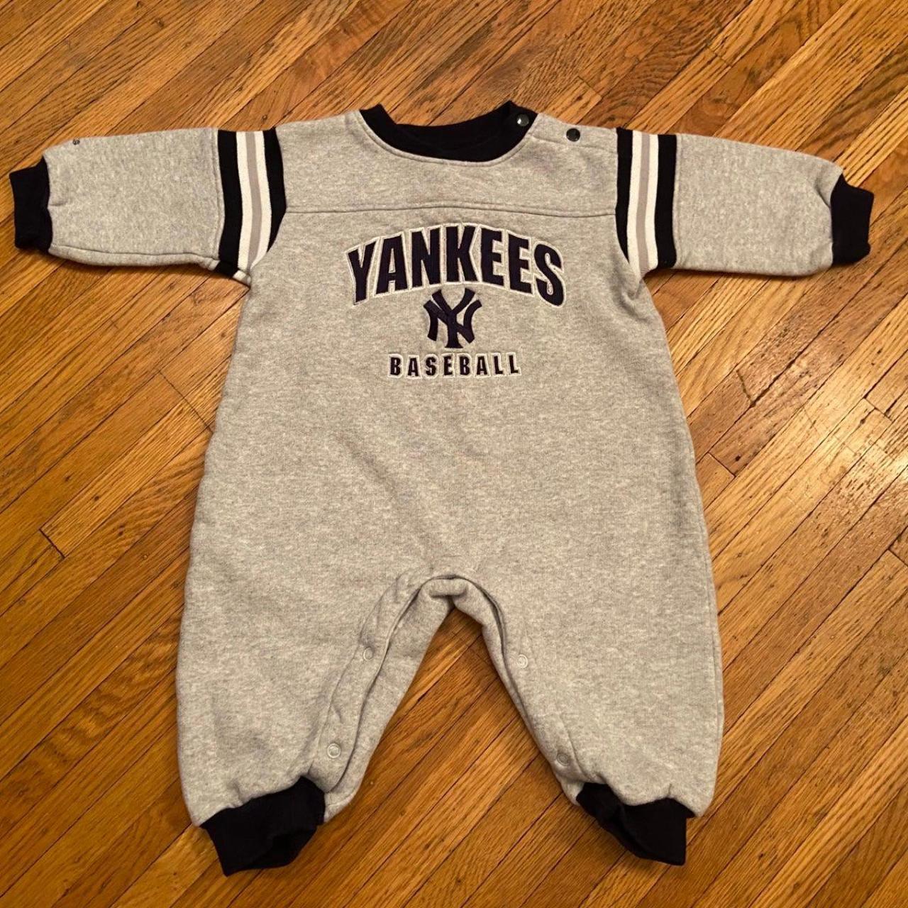 New York Yankees Majestic Baby Shirt Size 3/6 Months