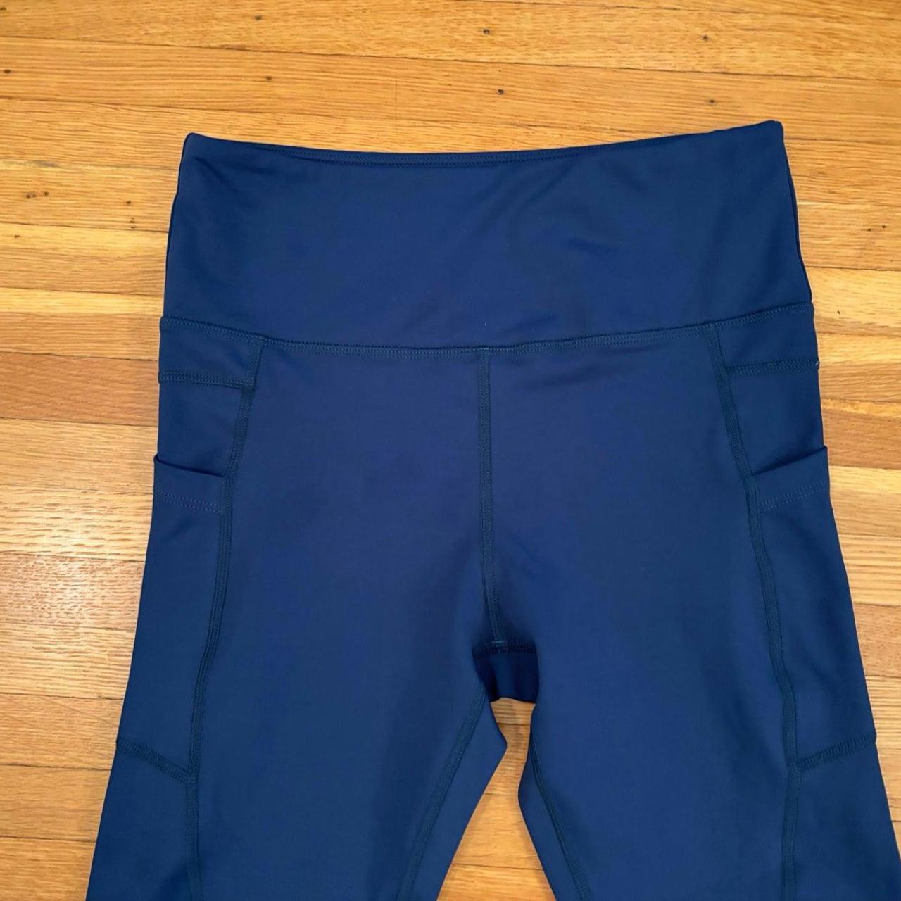 Zyia Active navy crop leggings. 2 side pockets. - Depop