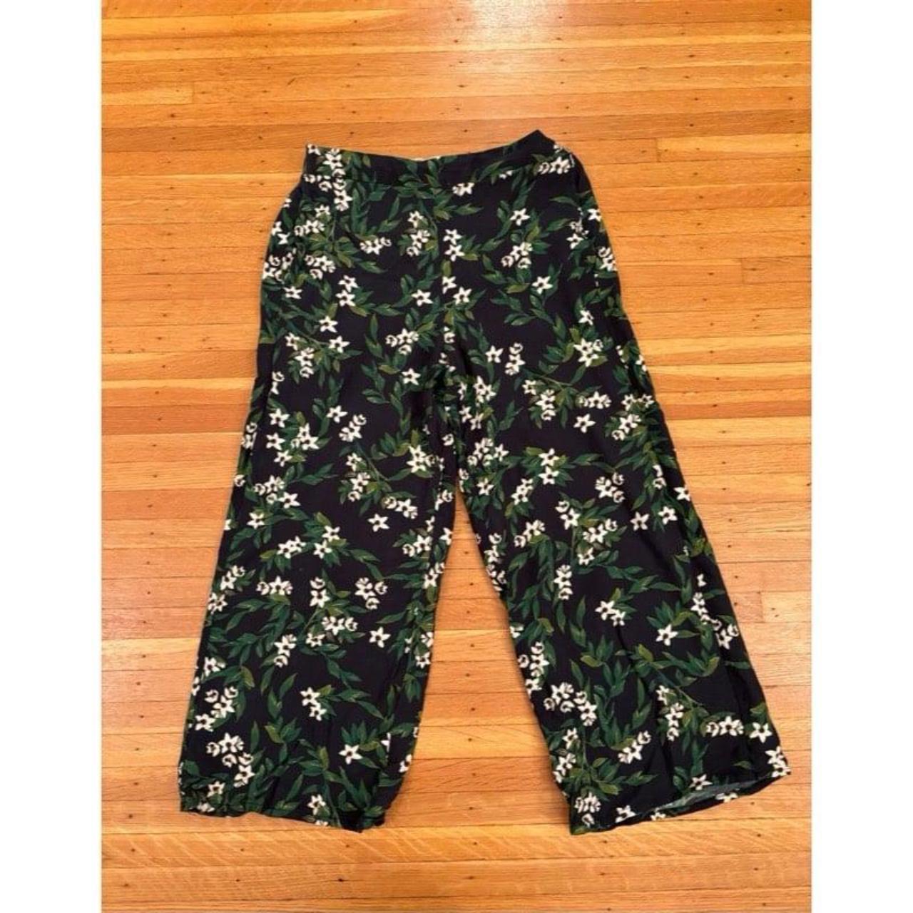 A New Day Black Slim Ankle Pants 12 Size 12 This - Depop