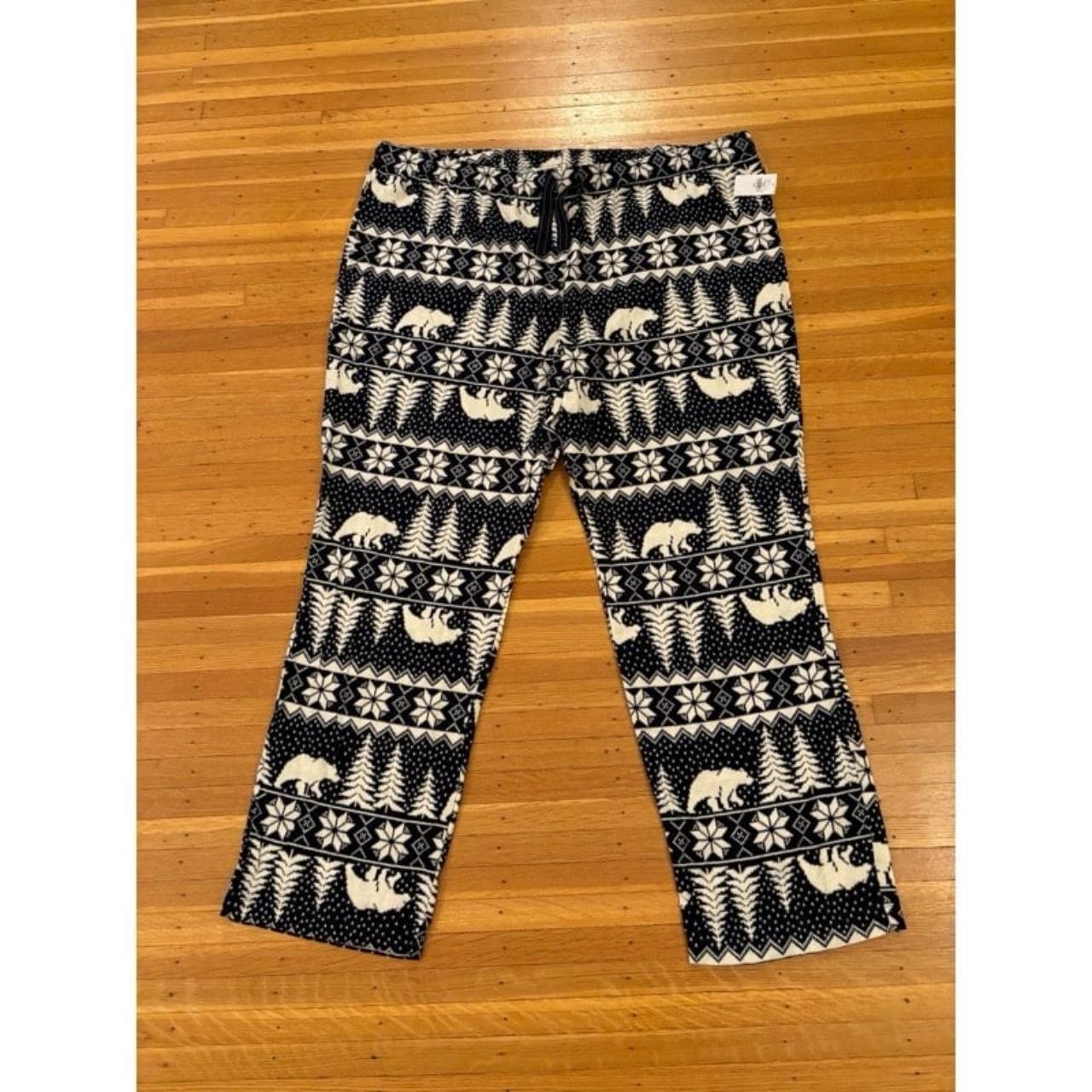 Old Navy black/white winter polar bear pajama