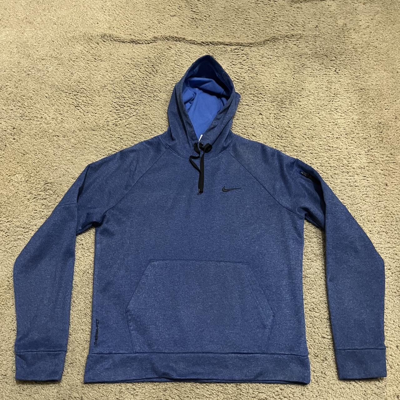 item listed by not1cyy_e