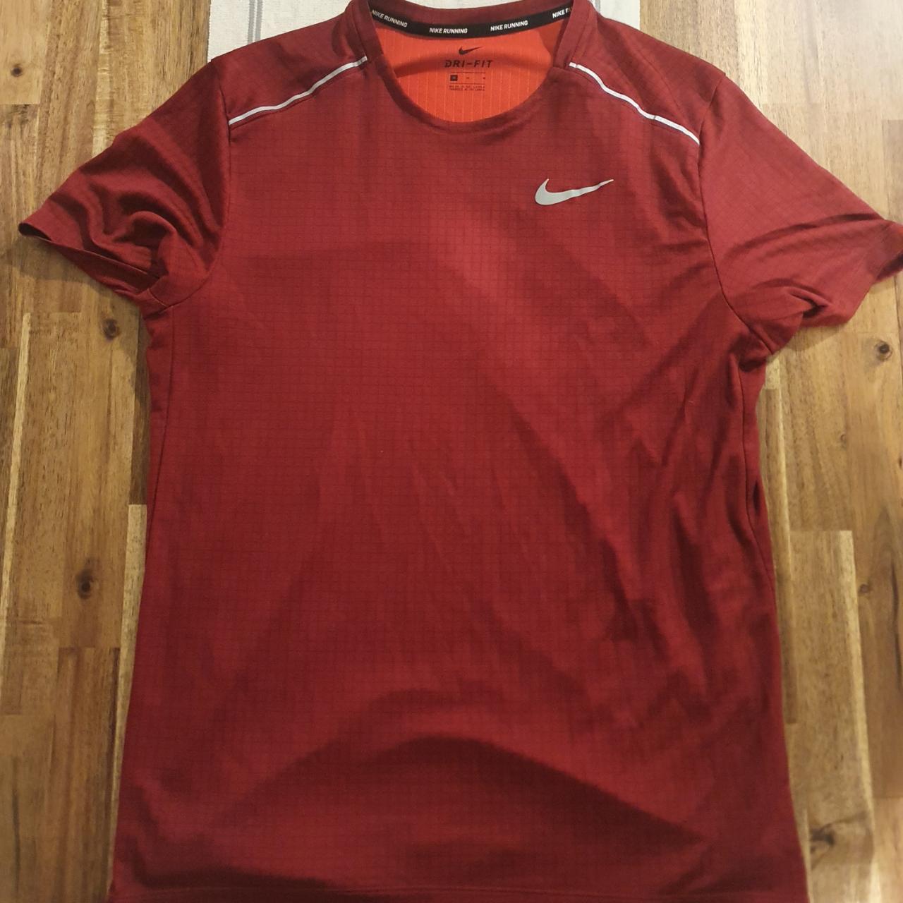 mens red nike dri fit shirt