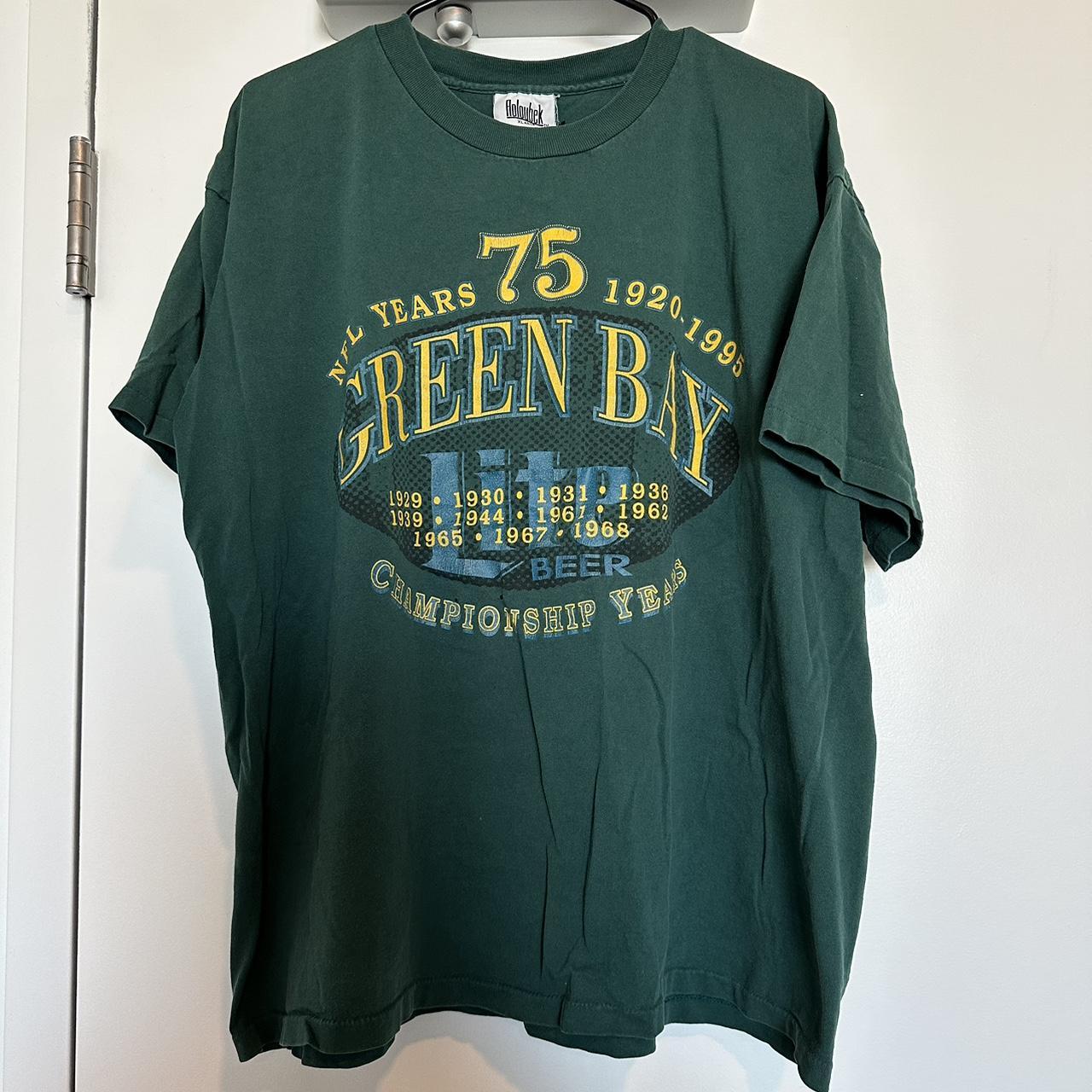 Vintage 1995 Green Bay Packers tee. 3/4 sleeve. - Depop