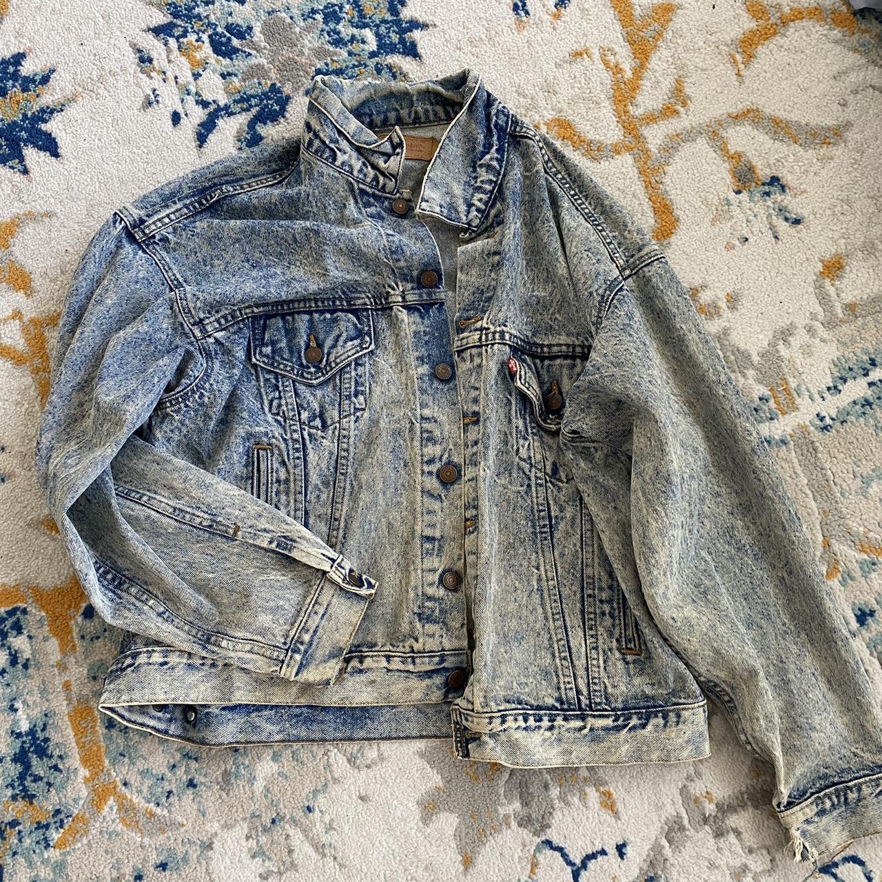 Levi's distressed hotsell jean jacket