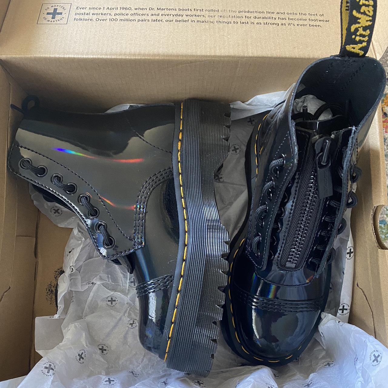 Doc martens molly discount rainbow