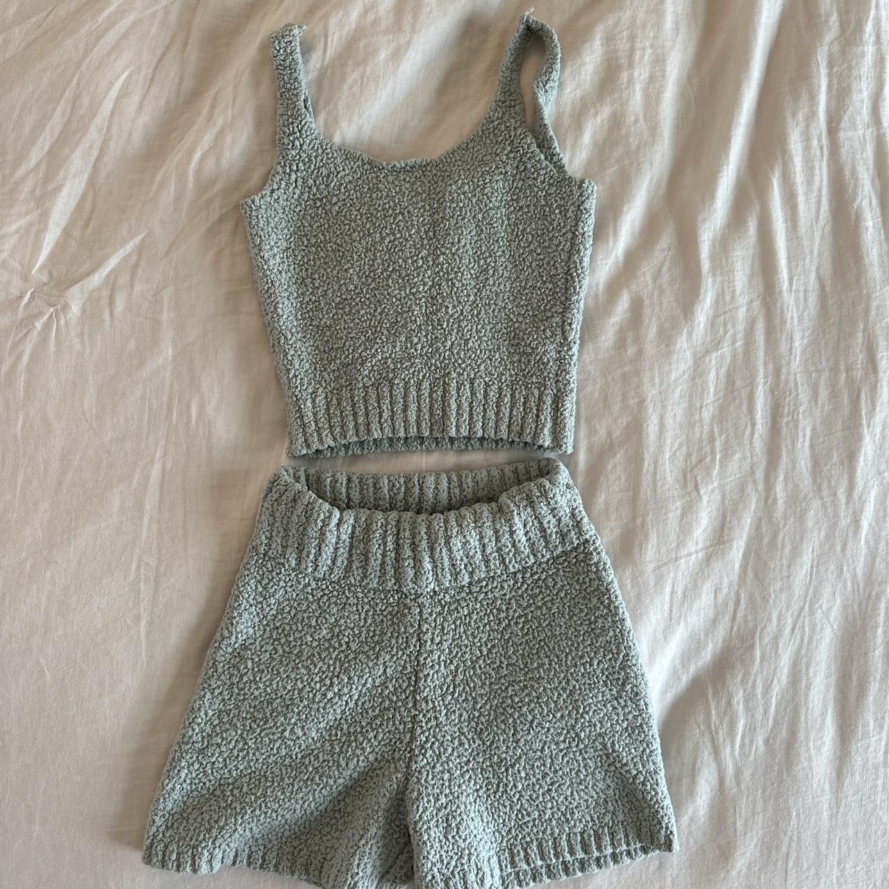 Skims plush lounge set light green. Size xxs/xs Depop