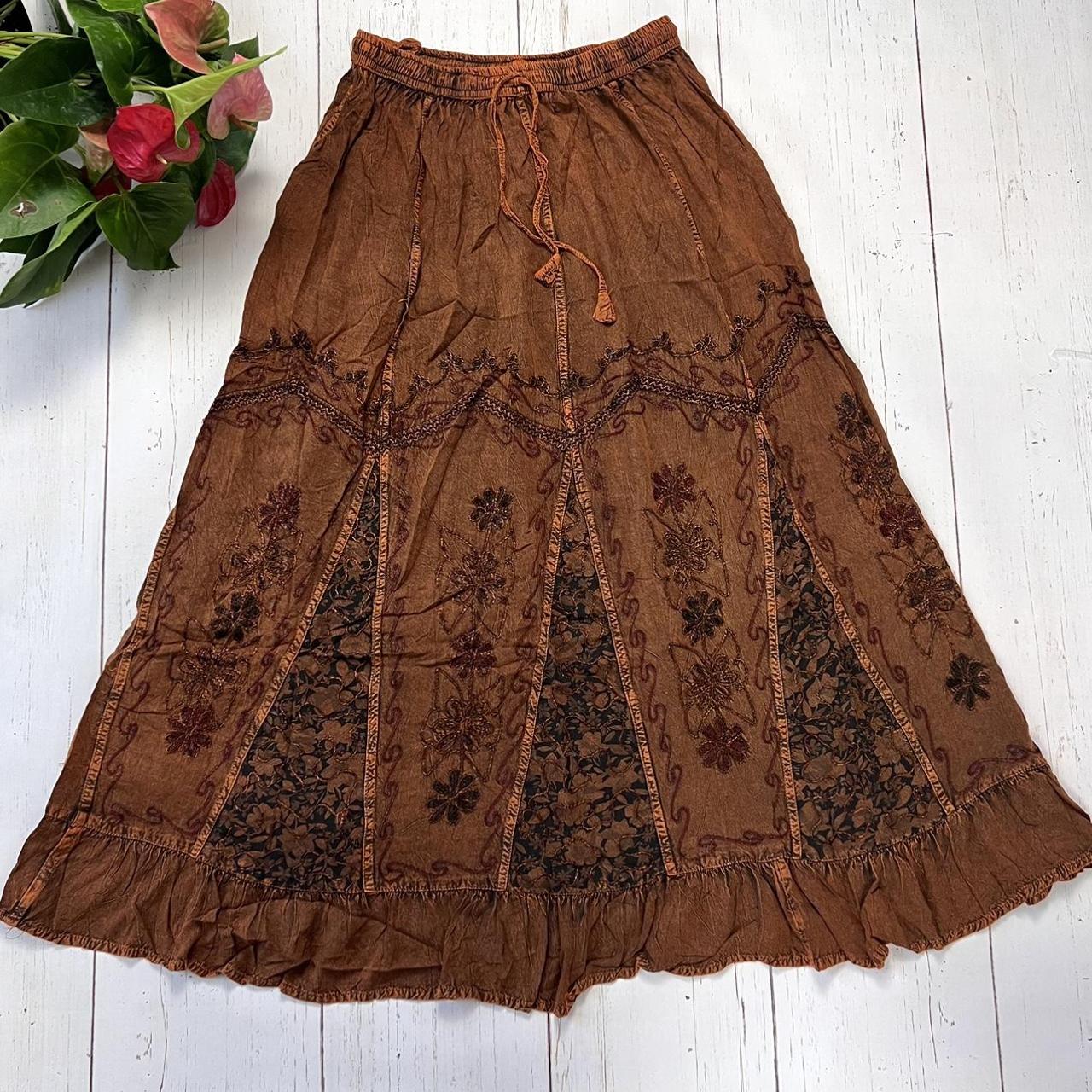 Brown skirt clearance embroidery