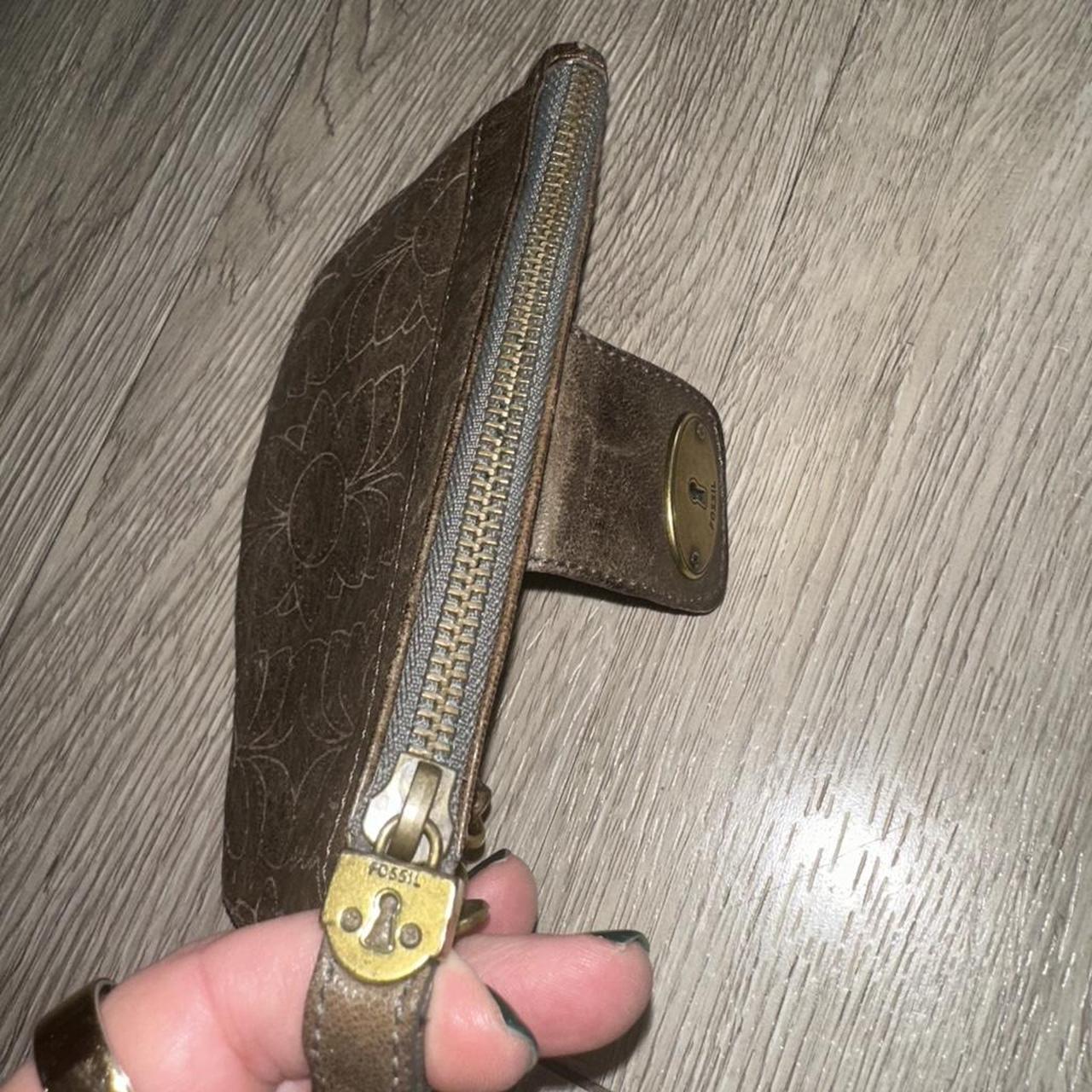 Fossil Women's Wallet - Brown – Fossil Keyhole Br… - image 6