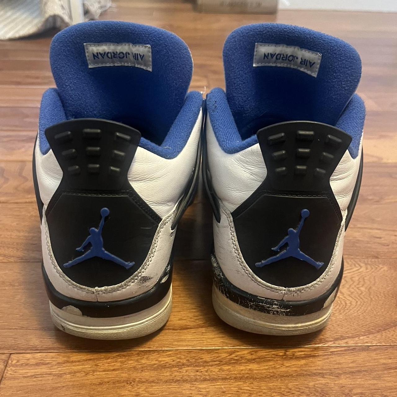 jordan 4 run small
