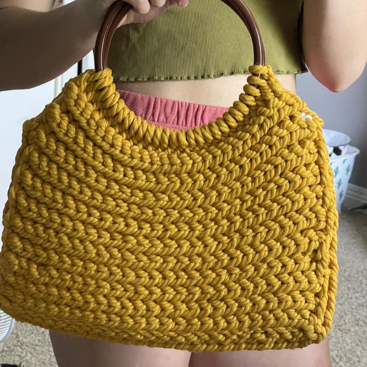 Yellow & white Crochet Powerpuff girls heart purse - Depop