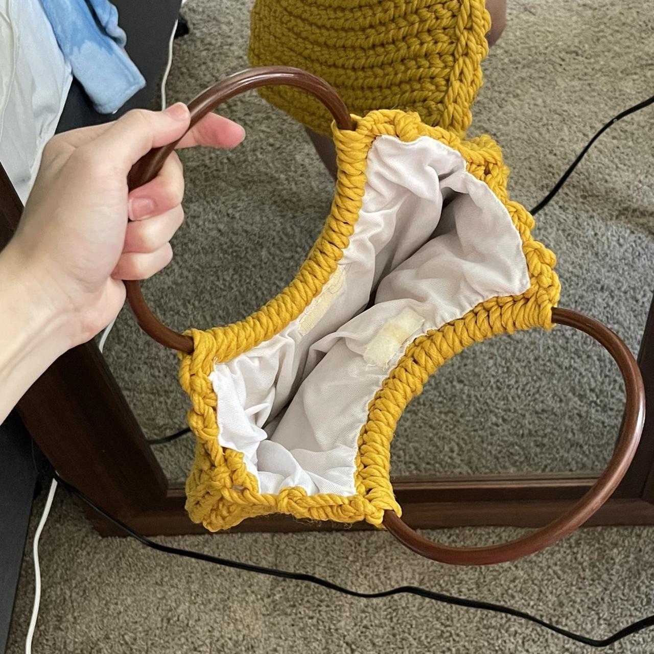 Yellow & white Crochet Powerpuff girls heart purse - Depop