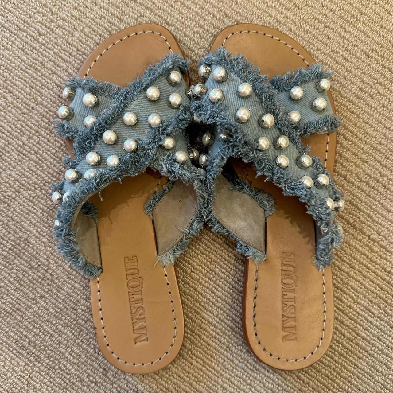 Mystique pearl sale sandals