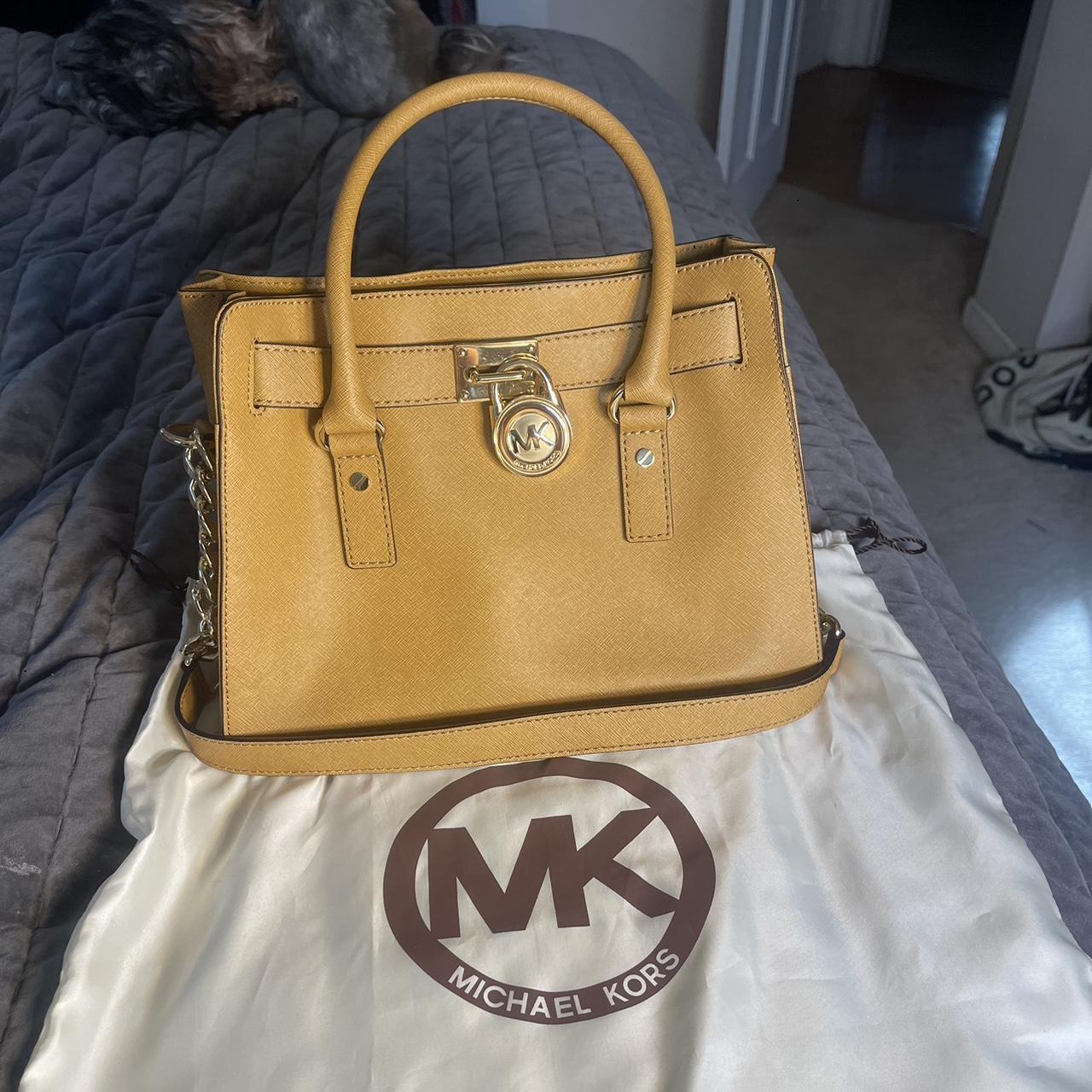 Michael kors discount handbag with lock