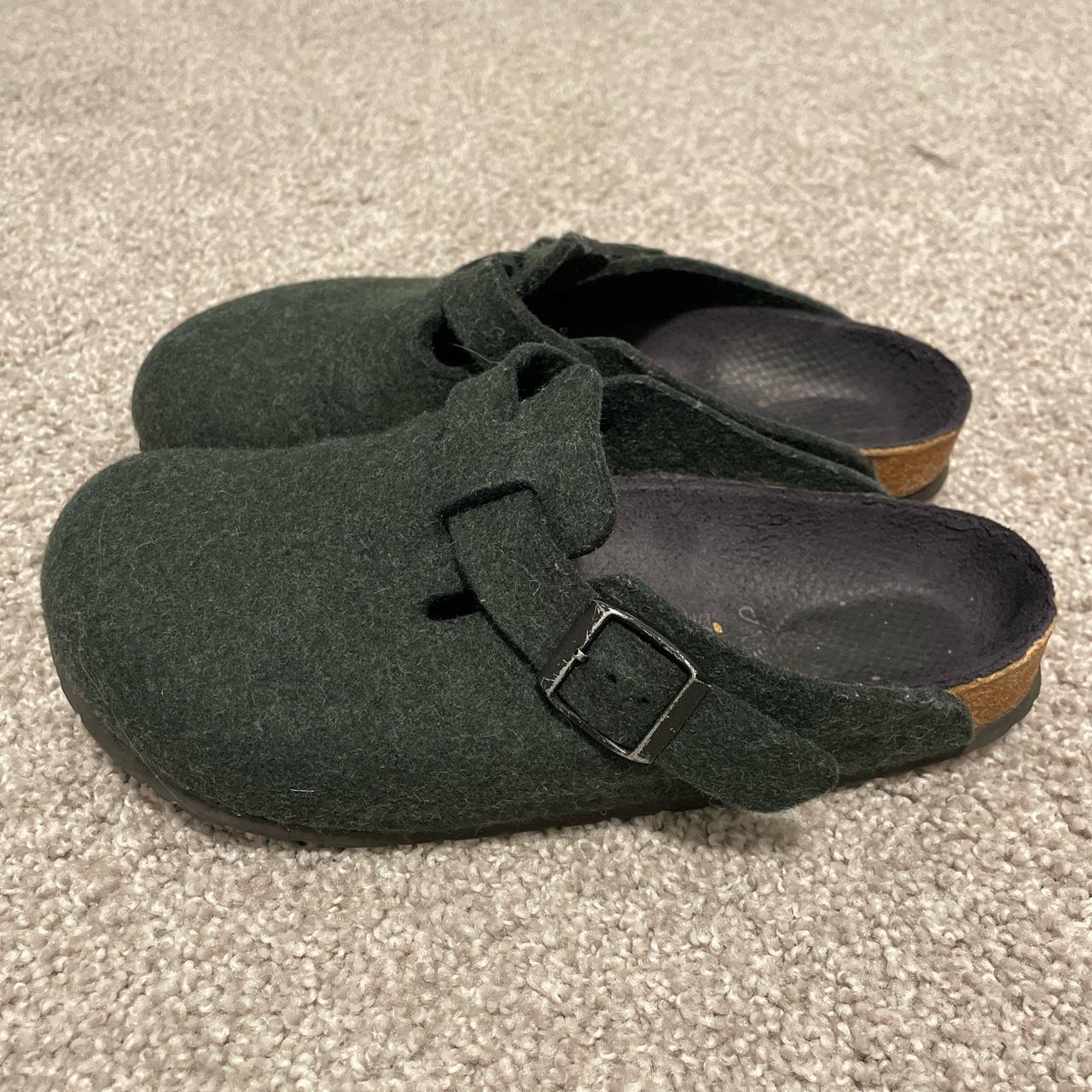 womens size 7 birkenstocks